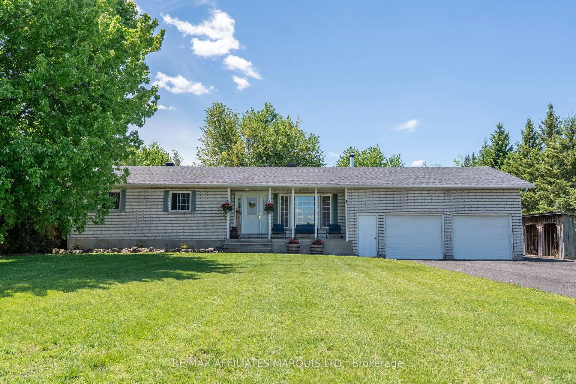 Front of 3470 County Rd 11