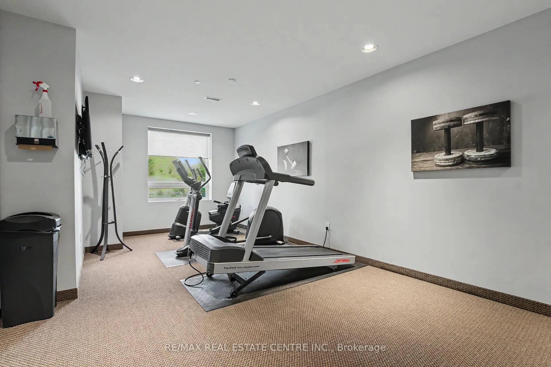 Photo 27 of Unit 418, 33 Whitmer Street, Milton, Scott — HOMEH