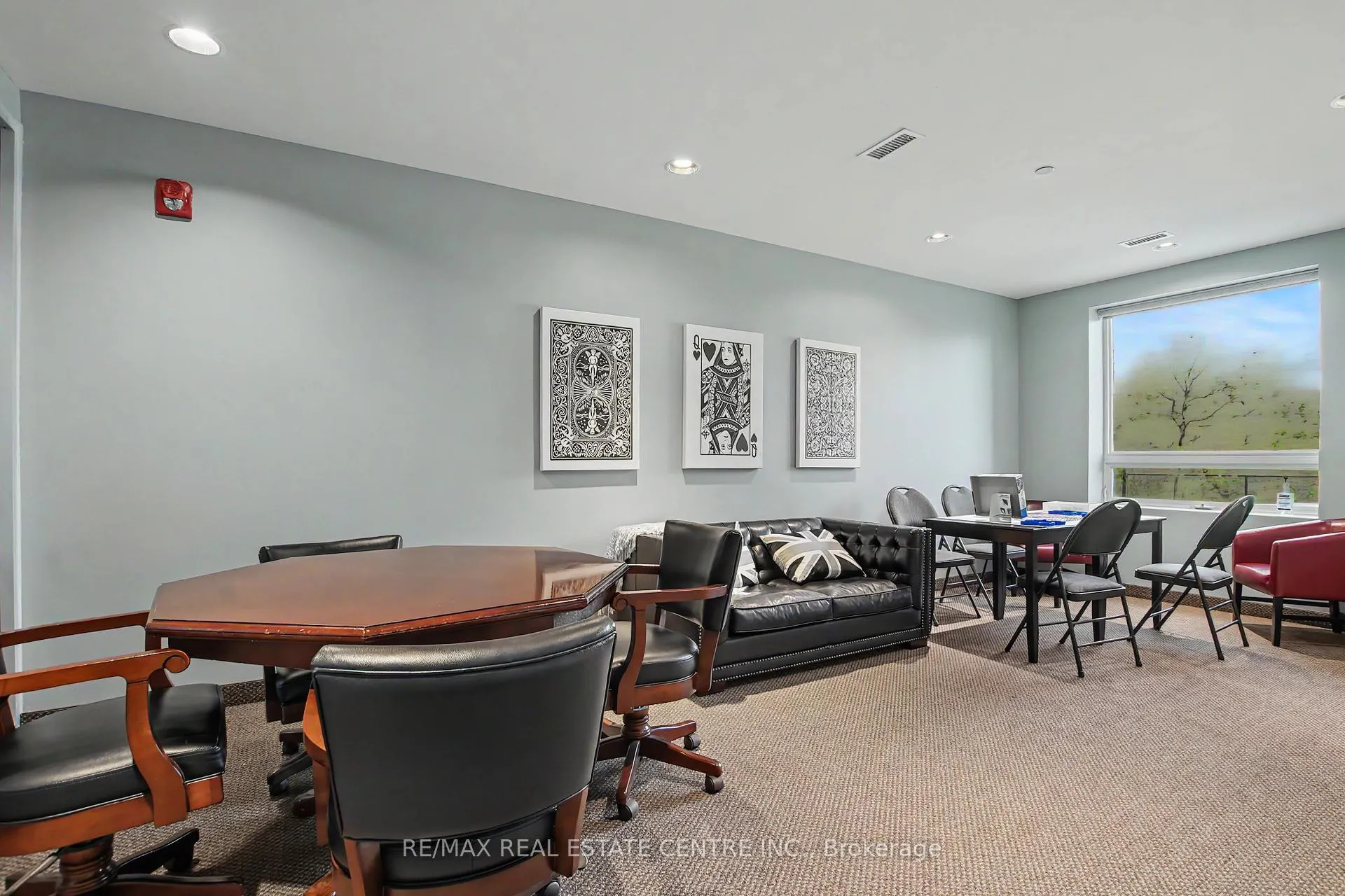 Photo 29 of Unit 418, 33 Whitmer Street, Milton, Scott — HOMEH