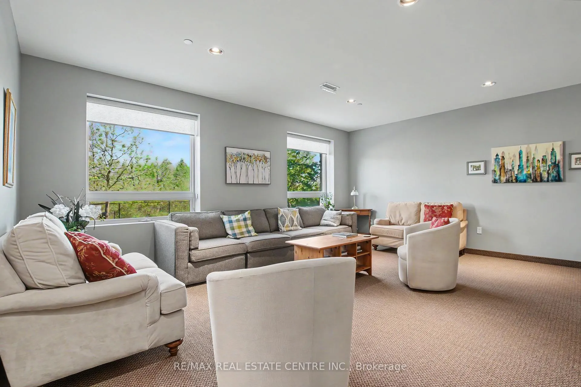 Photo 31 of Unit 418, 33 Whitmer Street, Milton, Scott — HOMEH