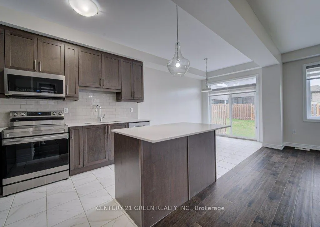 Photo 20 of 30 Baker Lane, Brant, Paris — HOMEH