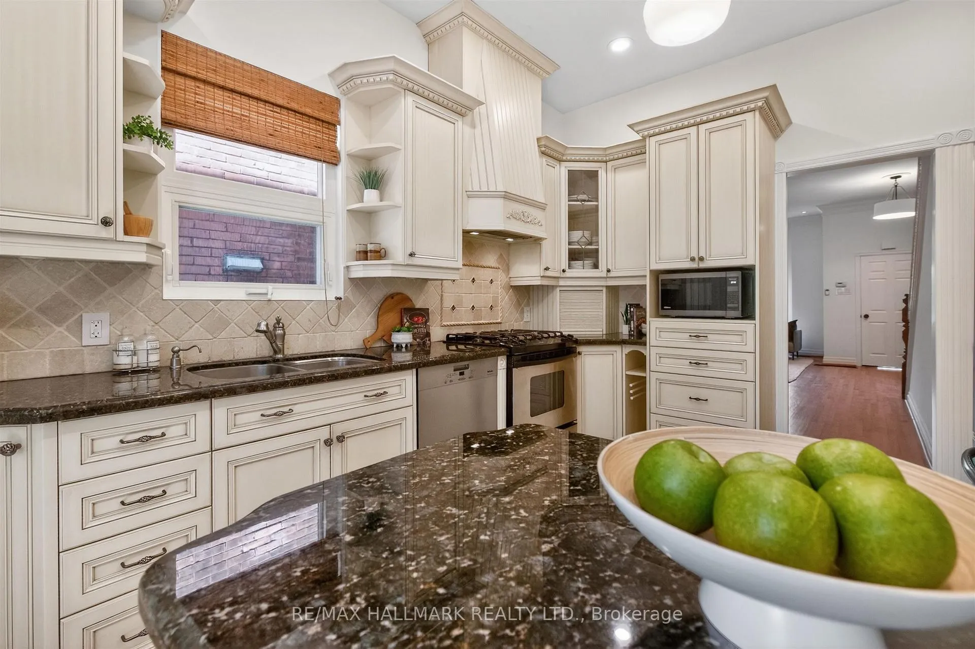 Photo 20 of 82 Dawes Road, Toronto, East End-Danforth — HOMEH