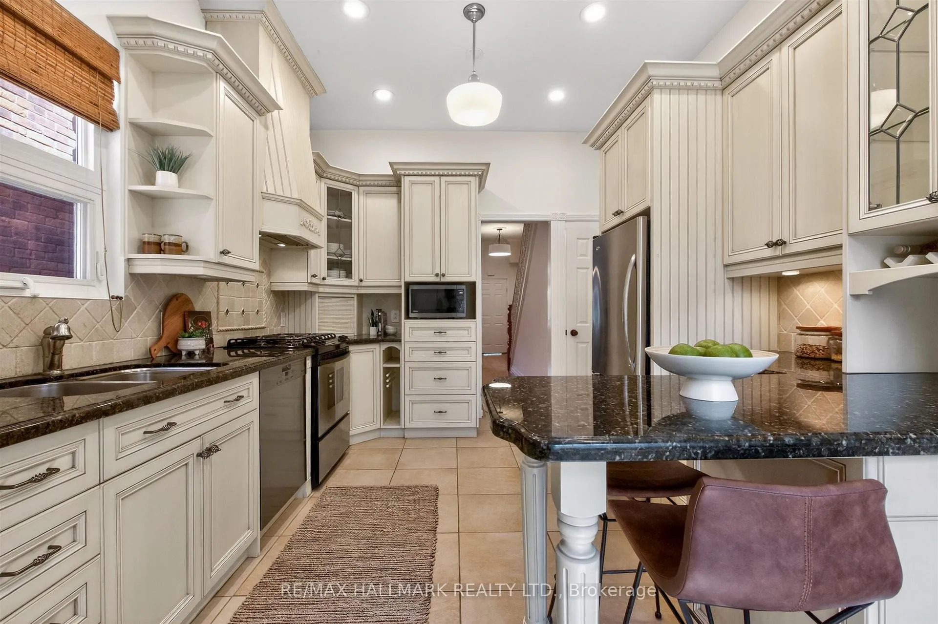 Photo 21 of 82 Dawes Road, Toronto, East End-Danforth — HOMEH