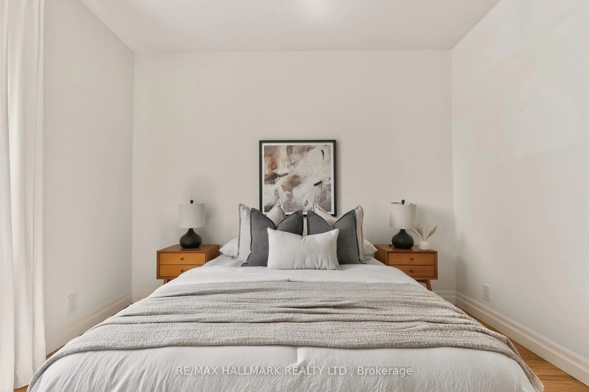 Photo 36 of 82 Dawes Road, Toronto, East End-Danforth — HOMEH