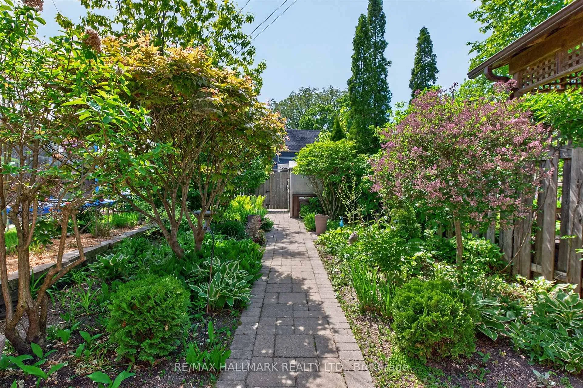 Photo 47 of 82 Dawes Road, Toronto, East End-Danforth — HOMEH