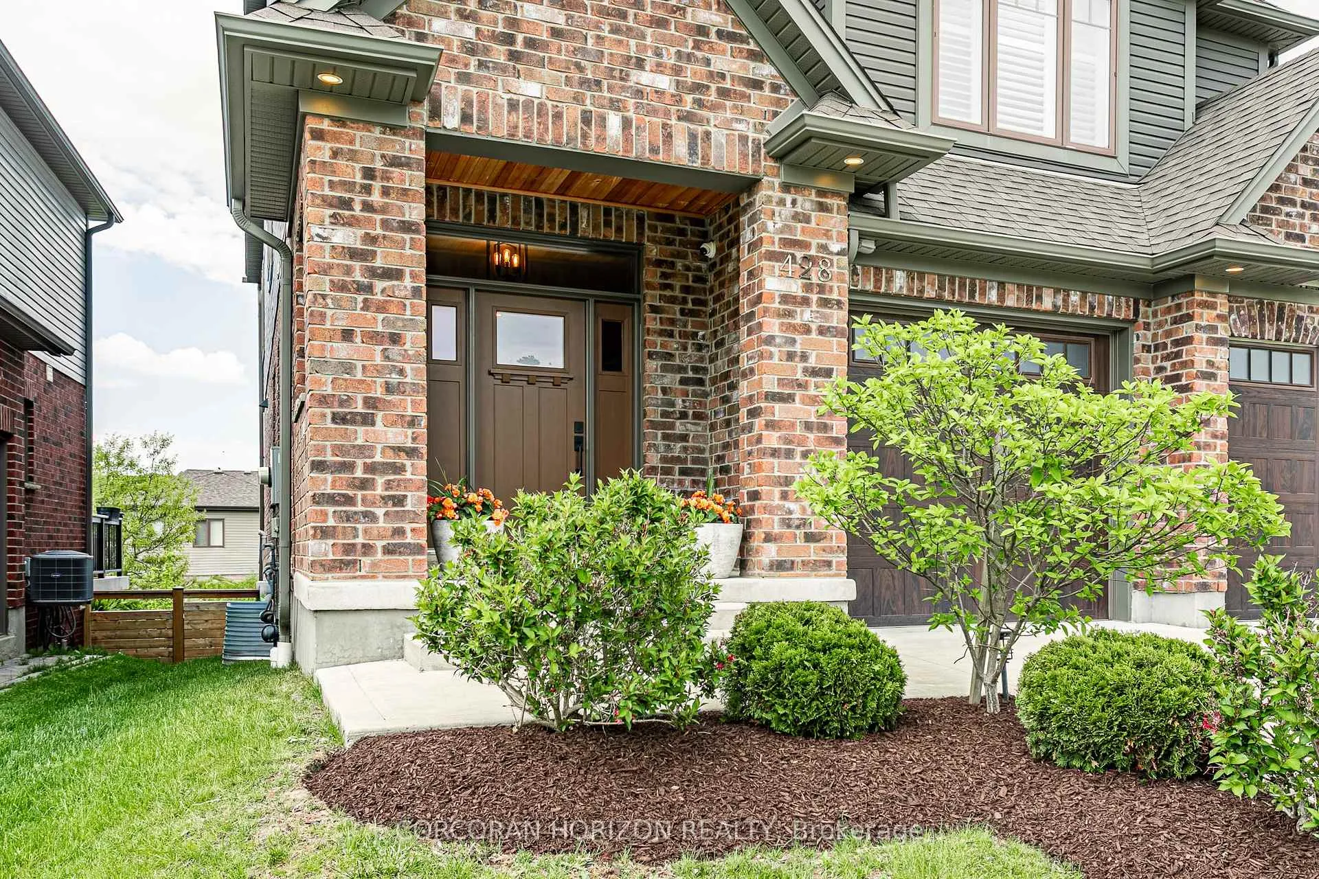Photo 3 of 428 Twinleaf Street, Waterloo — HOMEH