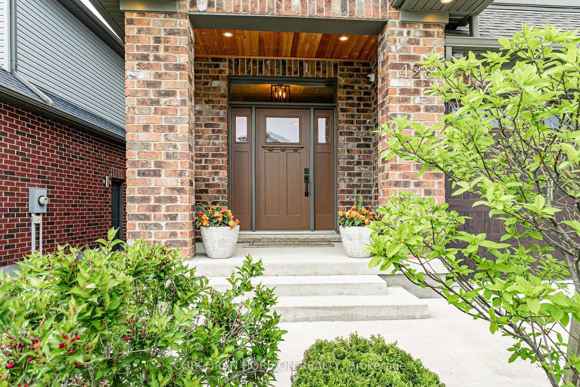 Photo 4 of 428 Twinleaf Street, Waterloo — HOMEH