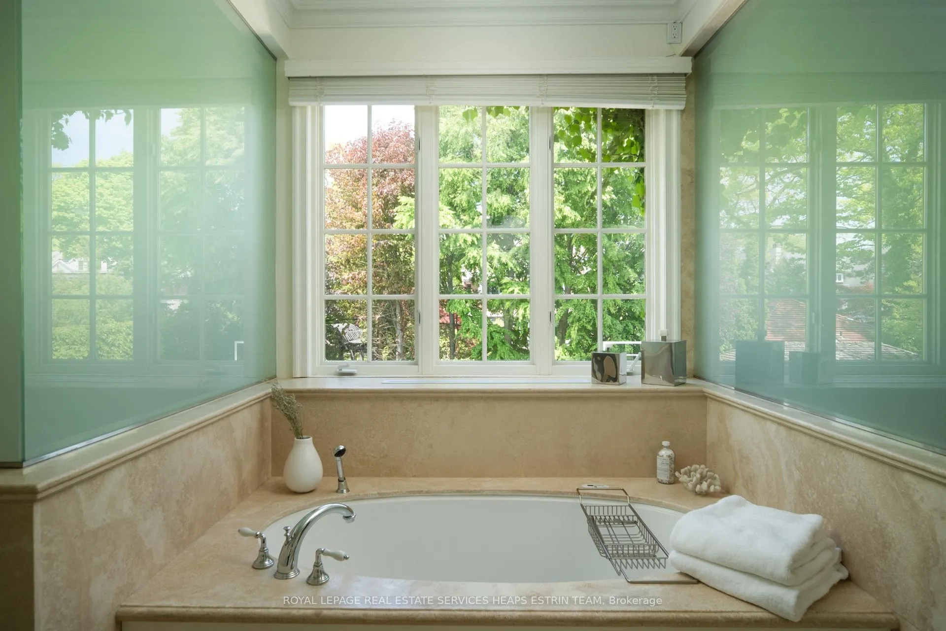 Photo 25 of 76 Binscarth Road, Toronto, Rosedale-Moore Park — HOMEH