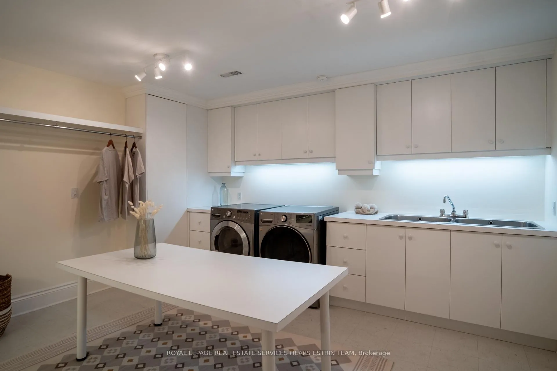 Photo 39 of 76 Binscarth Road, Toronto, Rosedale-Moore Park — HOMEH
