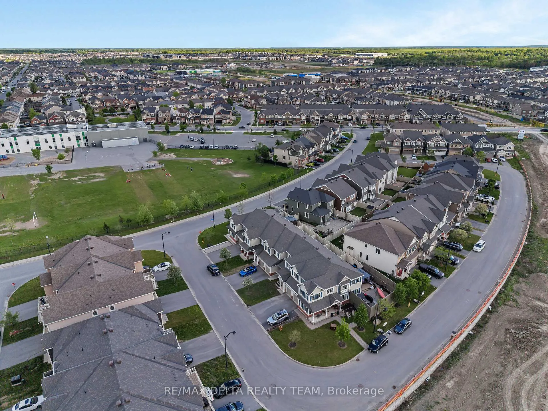 Photo 29 of 266 Brassy Minnow Crescent, Ottawa, Barrhaven - Half Moon Bay — HOMEH