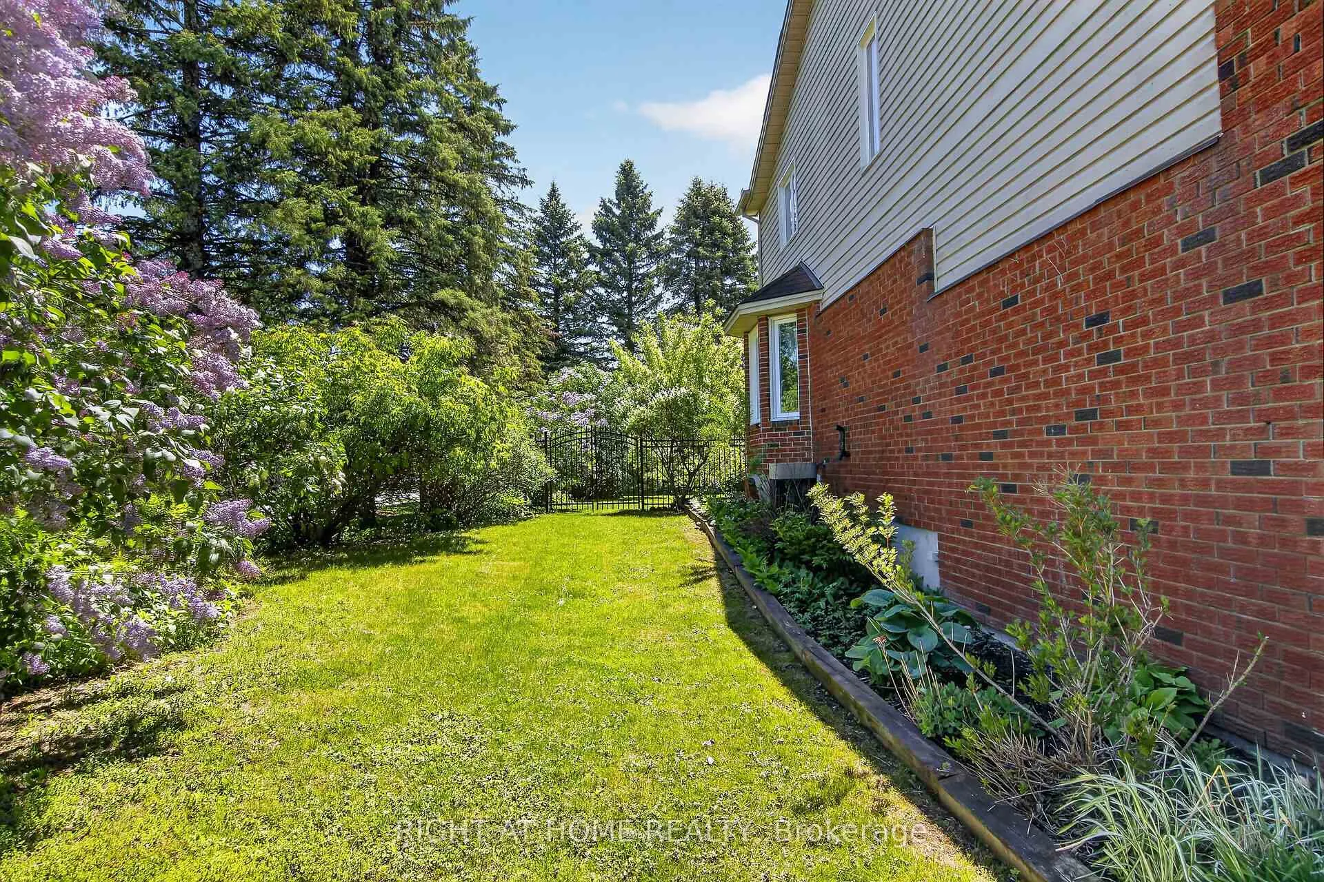 Photo 34 of 88 Furlong Crescent, Ottawa, Kanata - Bridlewood — HOMEH