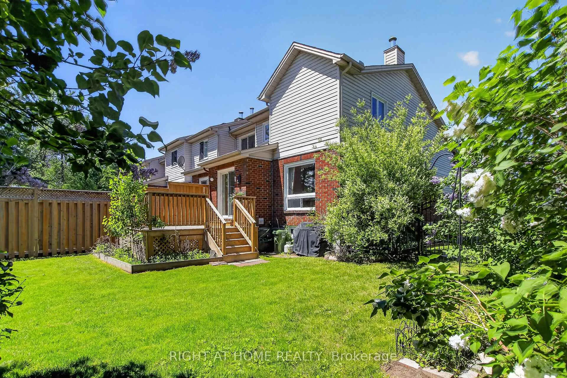 Photo 37 of 88 Furlong Crescent, Ottawa, Kanata - Bridlewood — HOMEH
