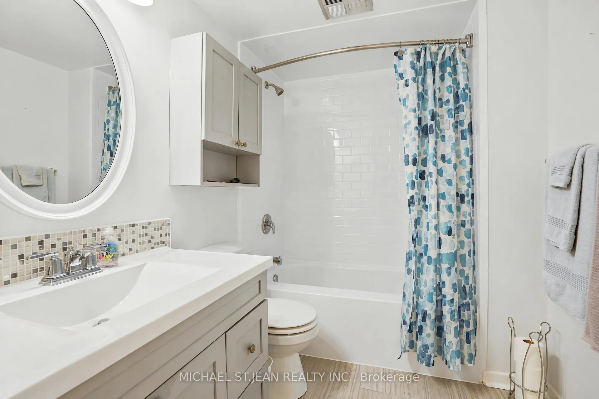 Photo 17 of Unit 404, 23 Main Street, Hamilton, Dundas — HOMEH