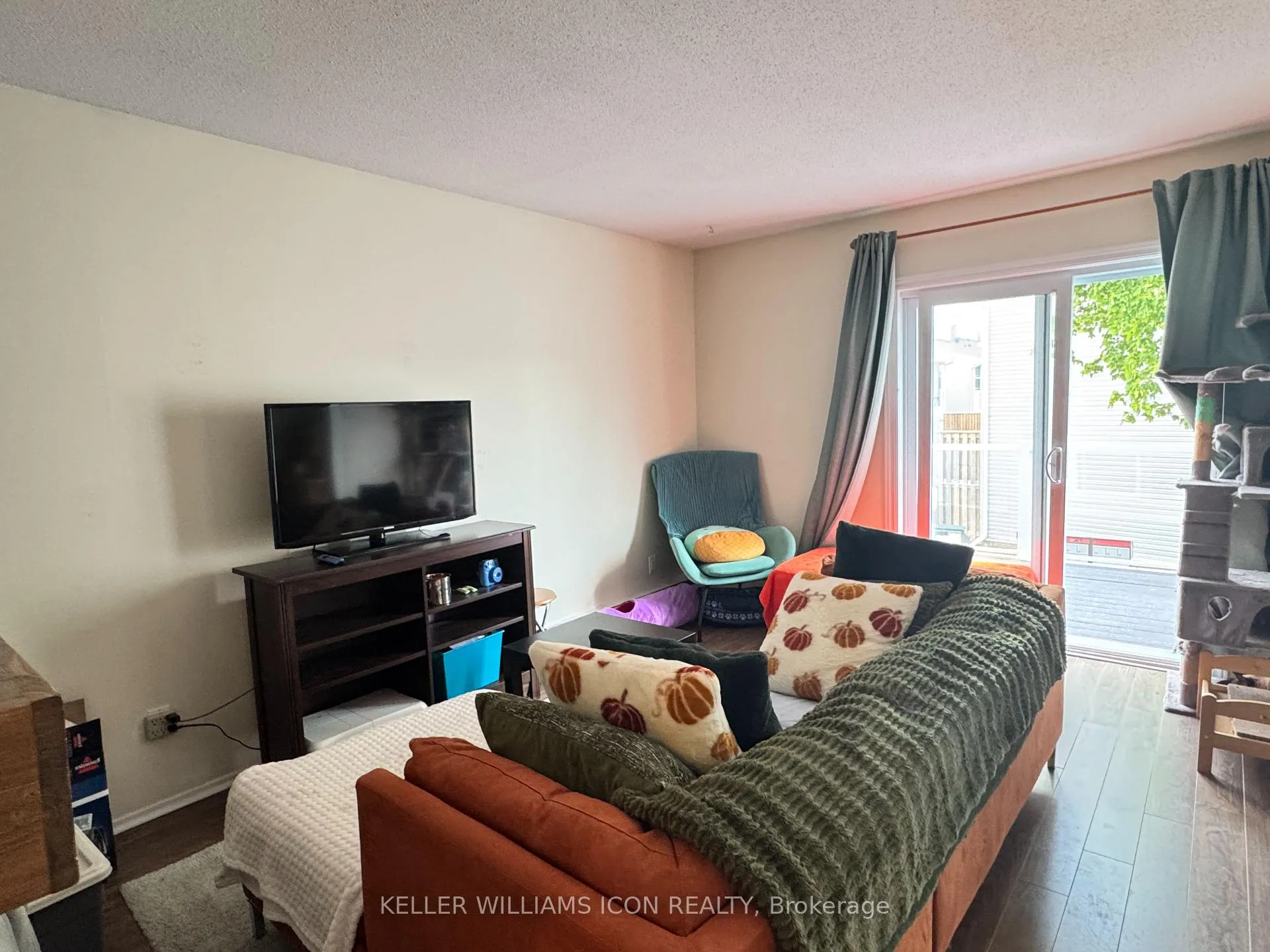 Photo 9 of Unit 245, 3445 Uplands Drive, Ottawa, Hunt Club — HOMEH