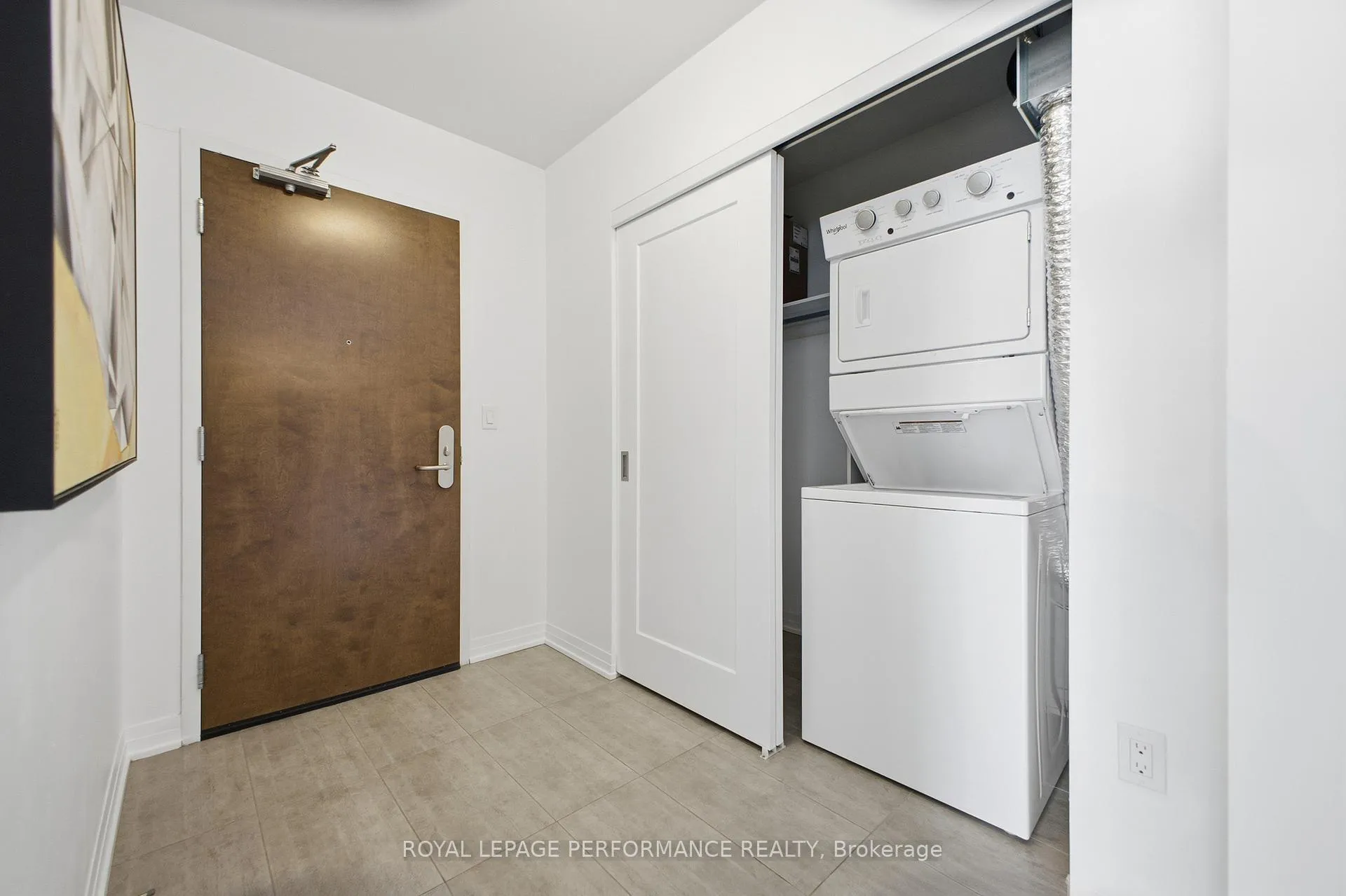 Photo 3 of Unit 3502, 805 Carling Avenue, Ottawa, West Centre Town — HOMEH