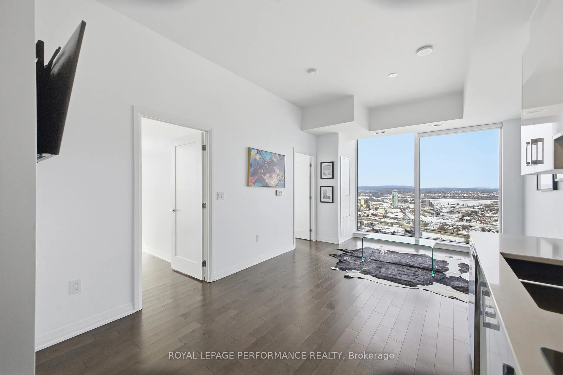 Photo 5 of Unit 3502, 805 Carling Avenue, Ottawa, West Centre Town — HOMEH