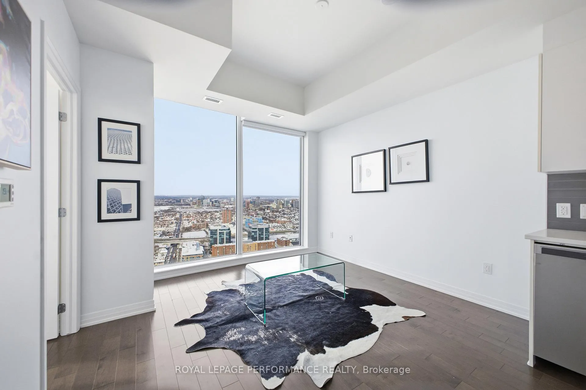 Photo 7 of Unit 3502, 805 Carling Avenue, Ottawa, West Centre Town — HOMEH