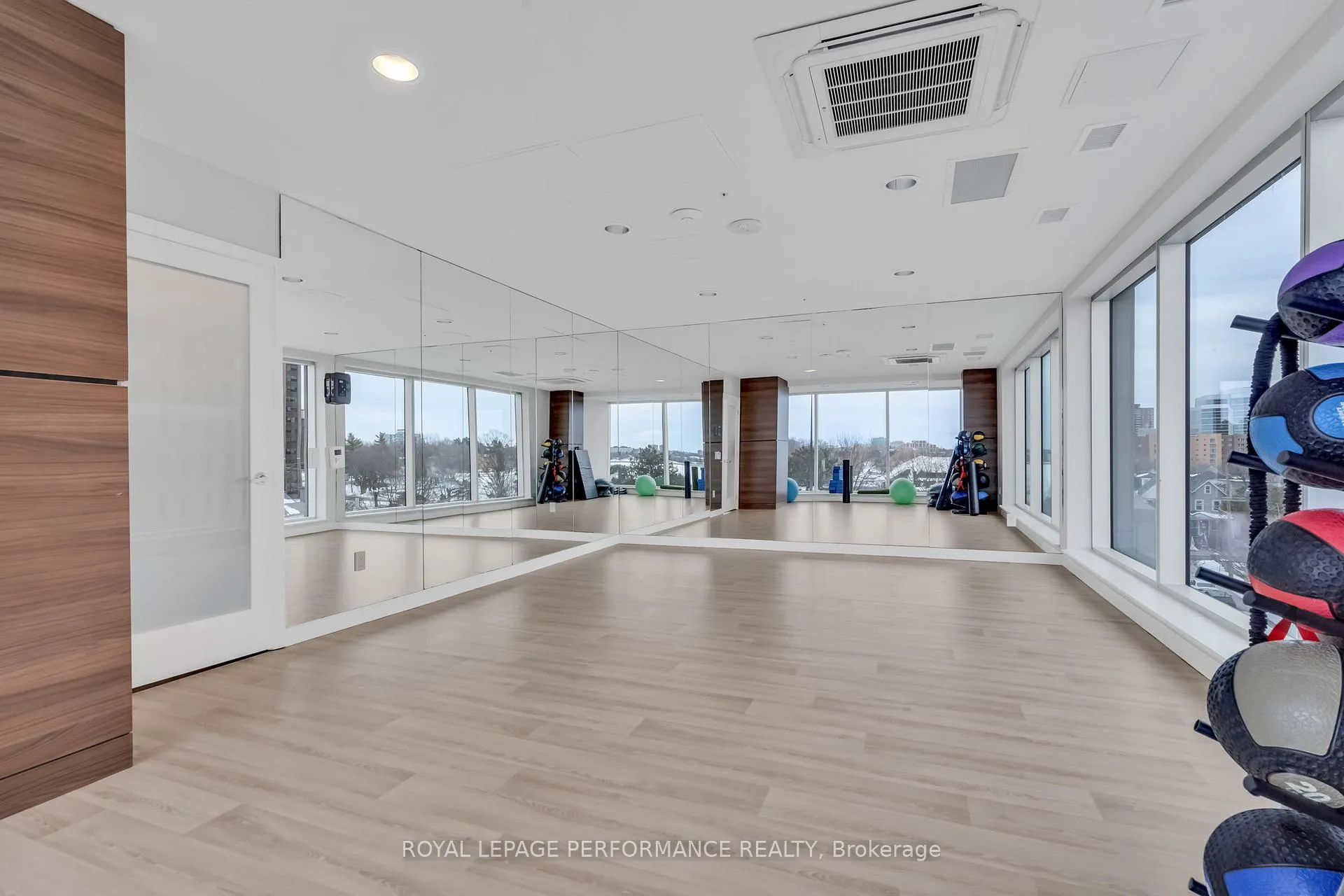 Photo 19 of Unit 3502, 805 Carling Avenue, Ottawa, West Centre Town — HOMEH