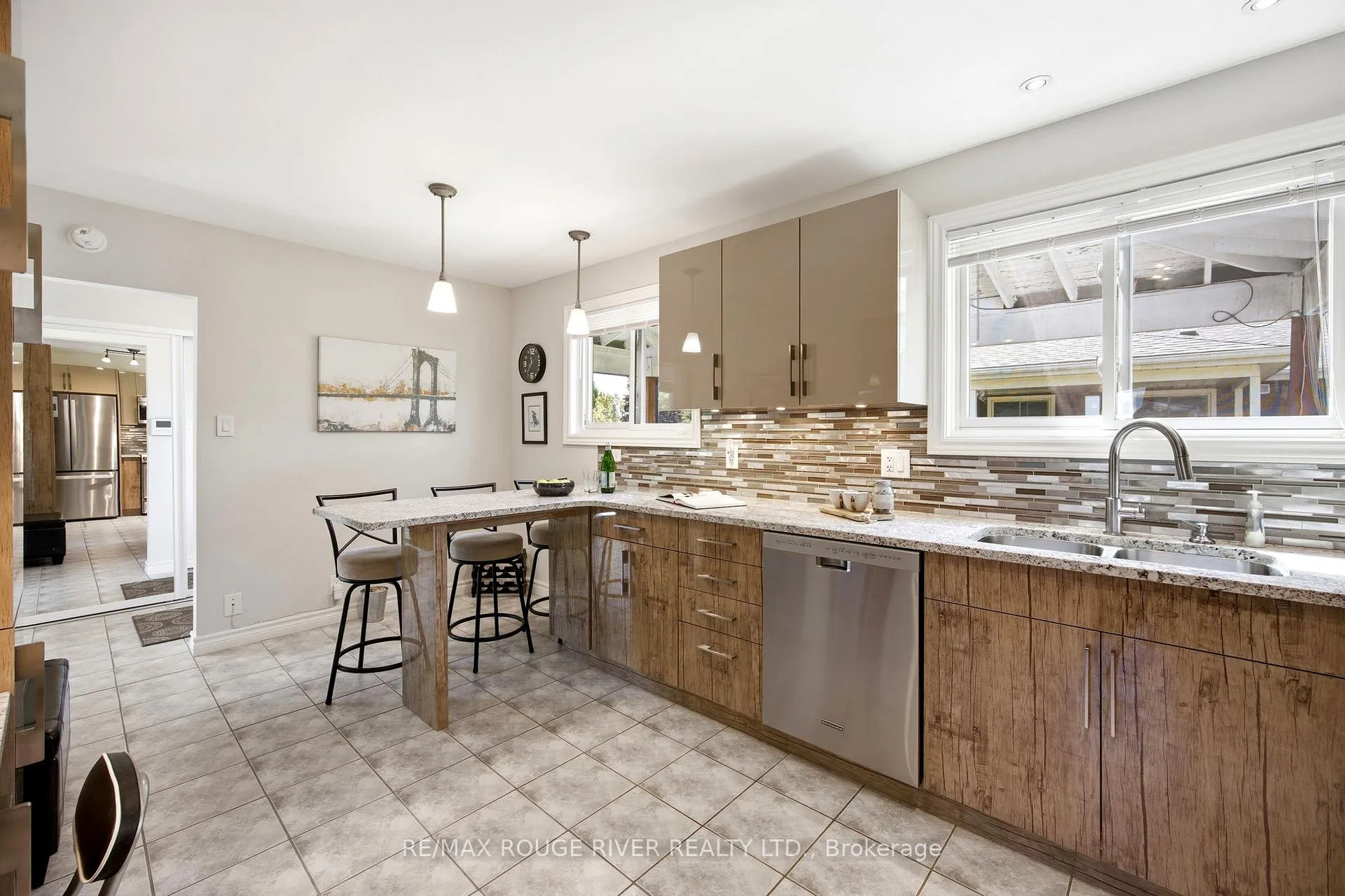 Photo 15 of 796 Batory Avenue, Pickering, West Shore — HOMEH