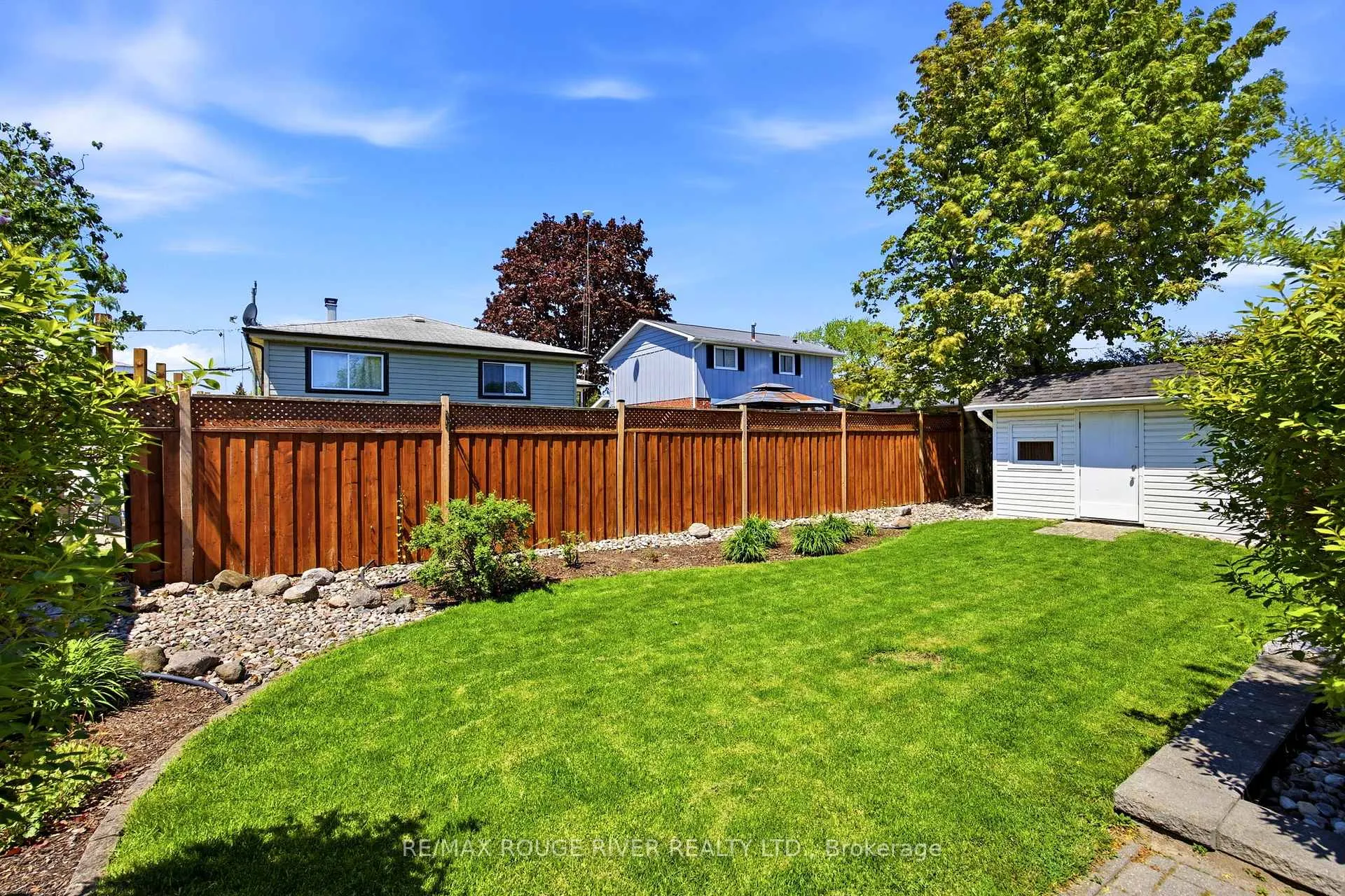 Photo 32 of 796 Batory Avenue, Pickering, West Shore — HOMEH