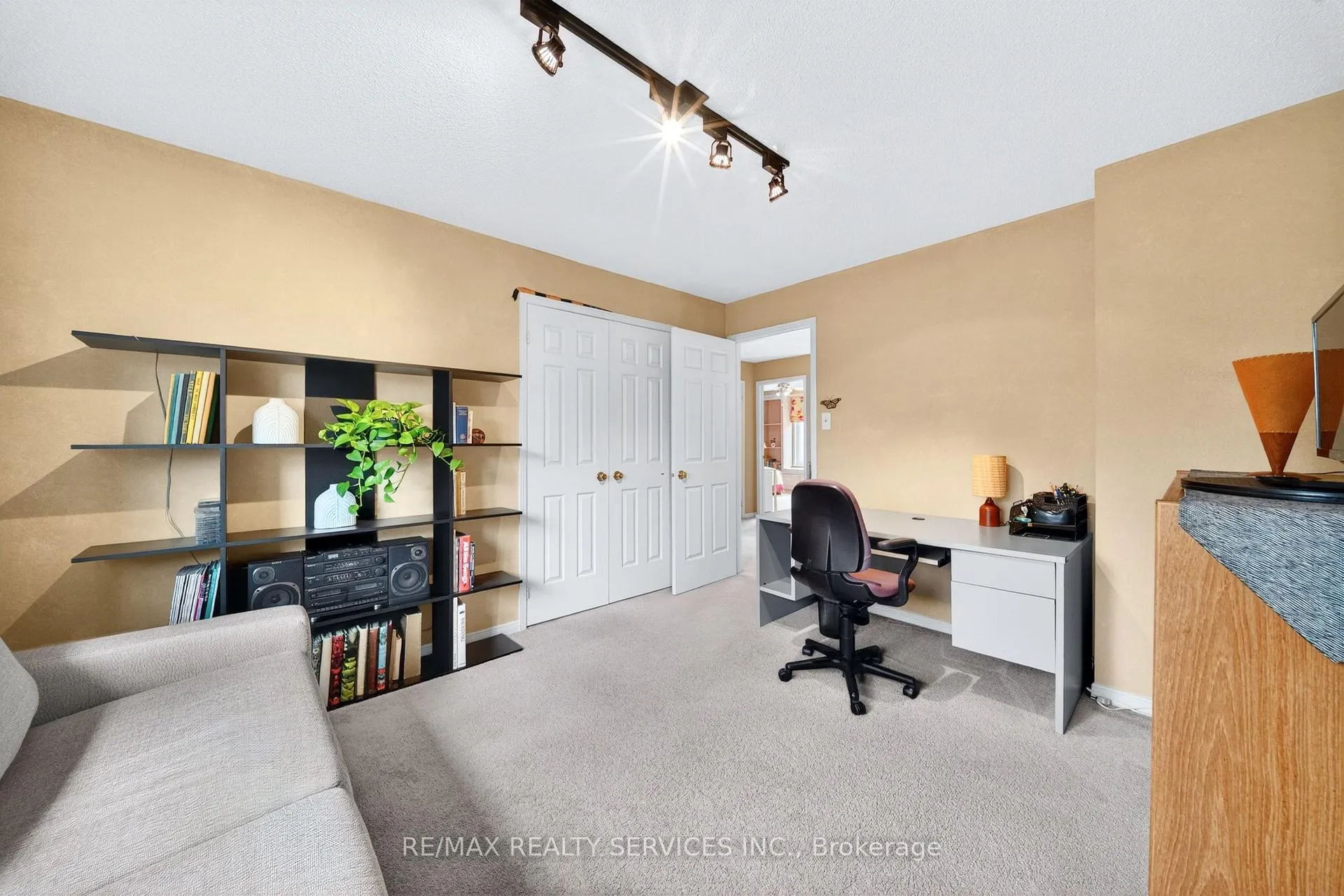 Photo 40 of 52 Nottingham Crescent, Brampton, Westgate — HOMEH