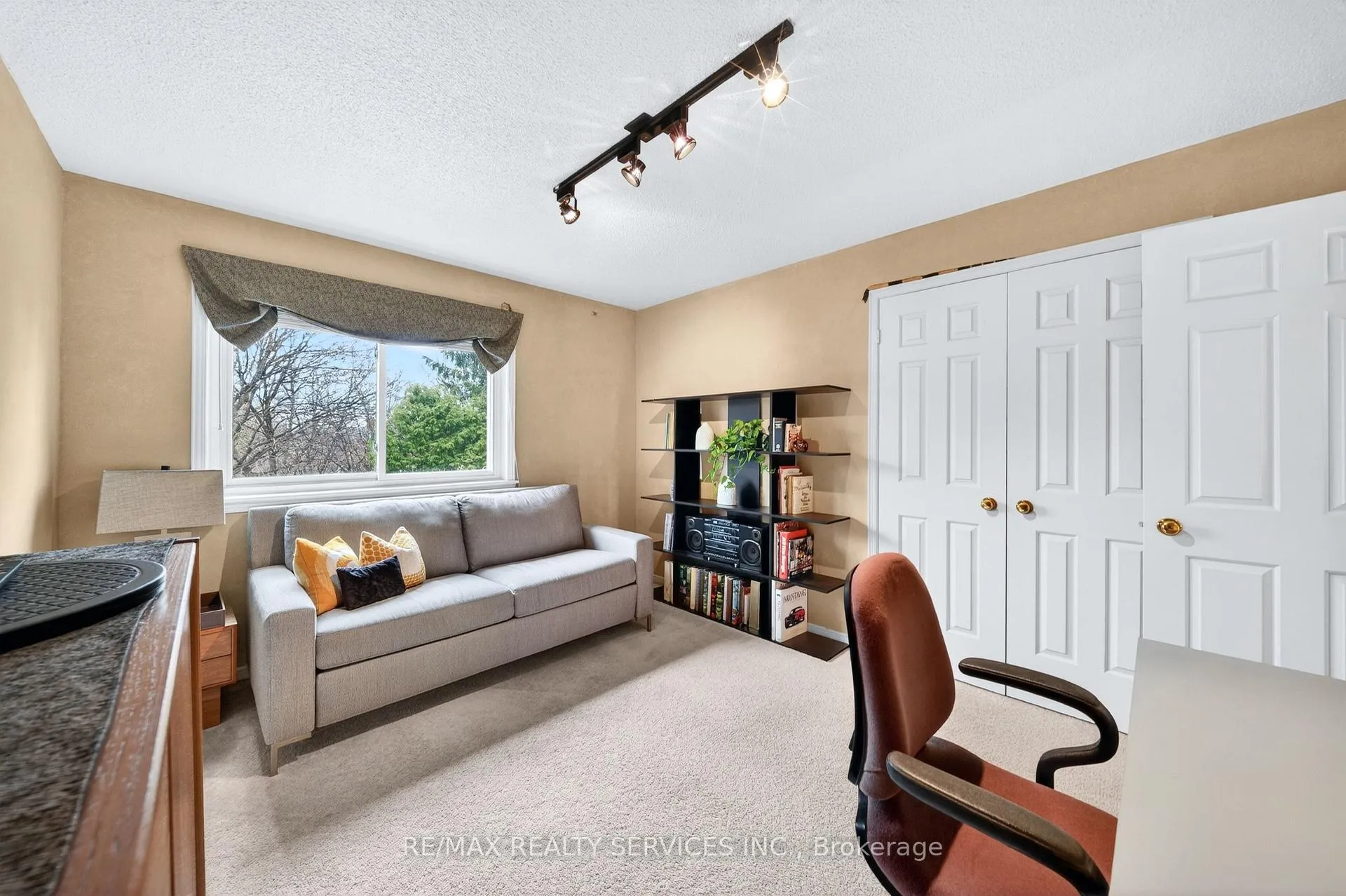 Photo 41 of 52 Nottingham Crescent, Brampton, Westgate — HOMEH