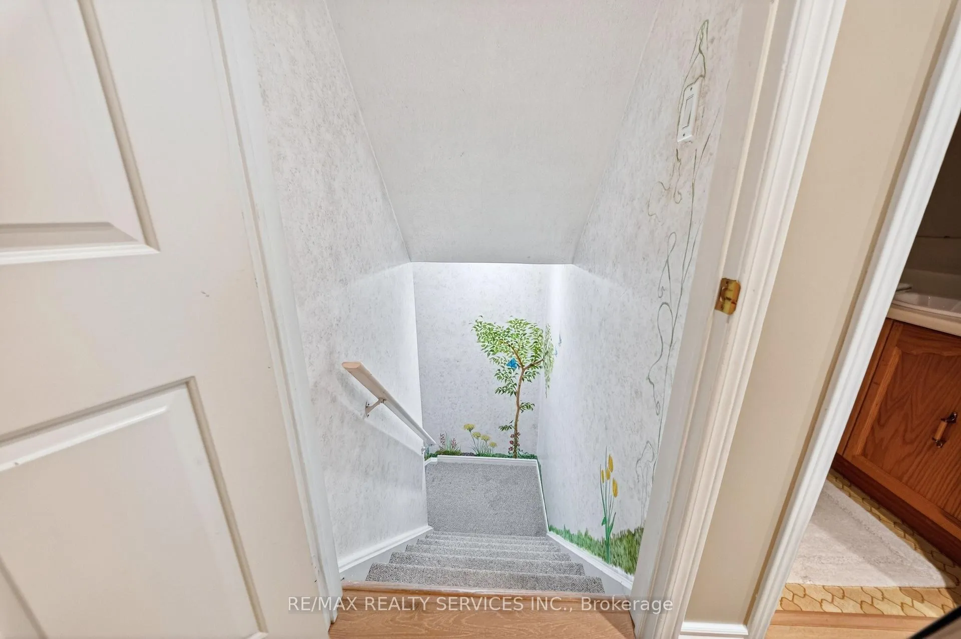 Photo 43 of 52 Nottingham Crescent, Brampton, Westgate — HOMEH