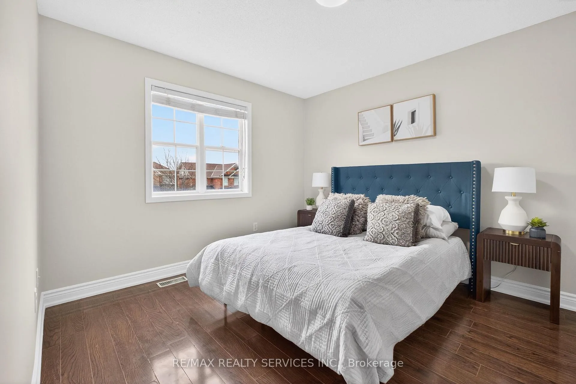 Photo 29 of 47 Upper Highlands Drive, Brampton, Heart Lake East — HOMEH