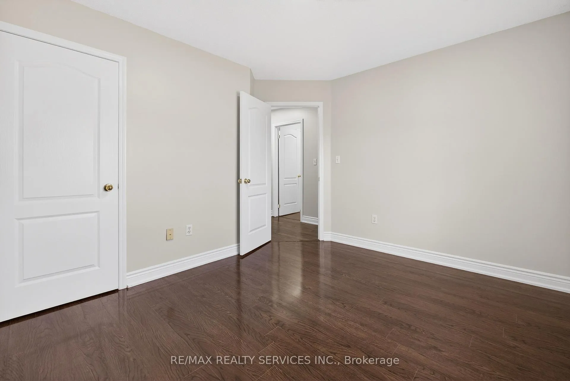 Photo 34 of 47 Upper Highlands Drive, Brampton, Heart Lake East — HOMEH