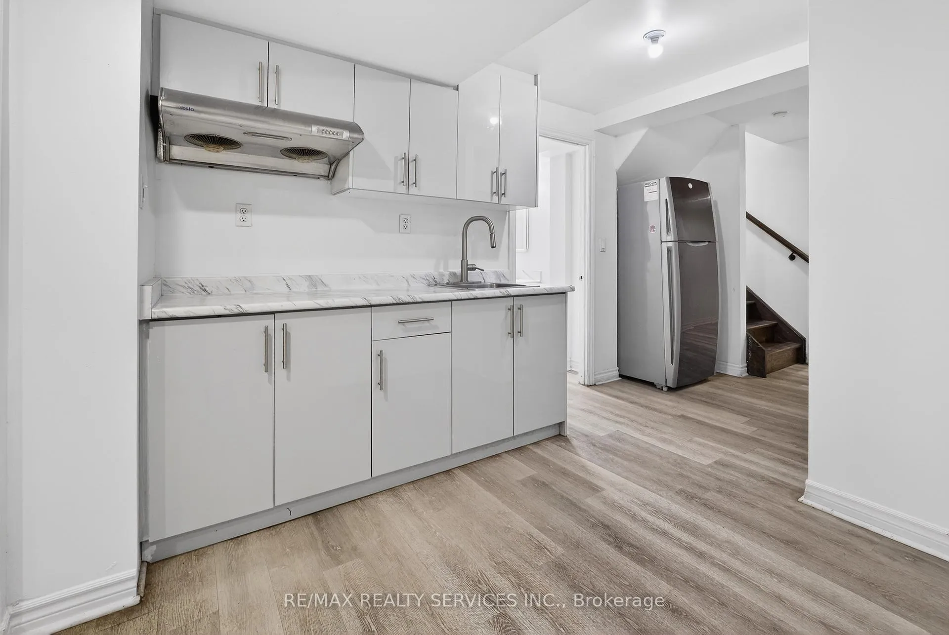 Photo 41 of 47 Upper Highlands Drive, Brampton, Heart Lake East — HOMEH