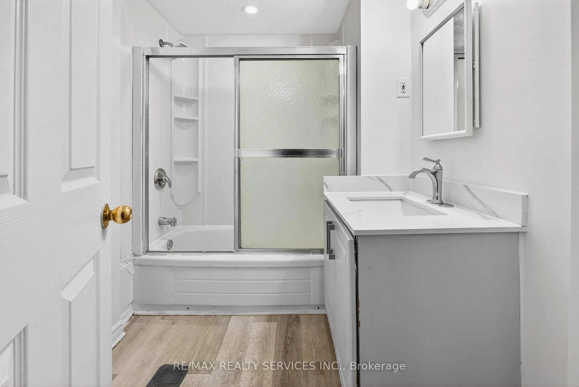 Photo 45 of 47 Upper Highlands Drive, Brampton, Heart Lake East — HOMEH
