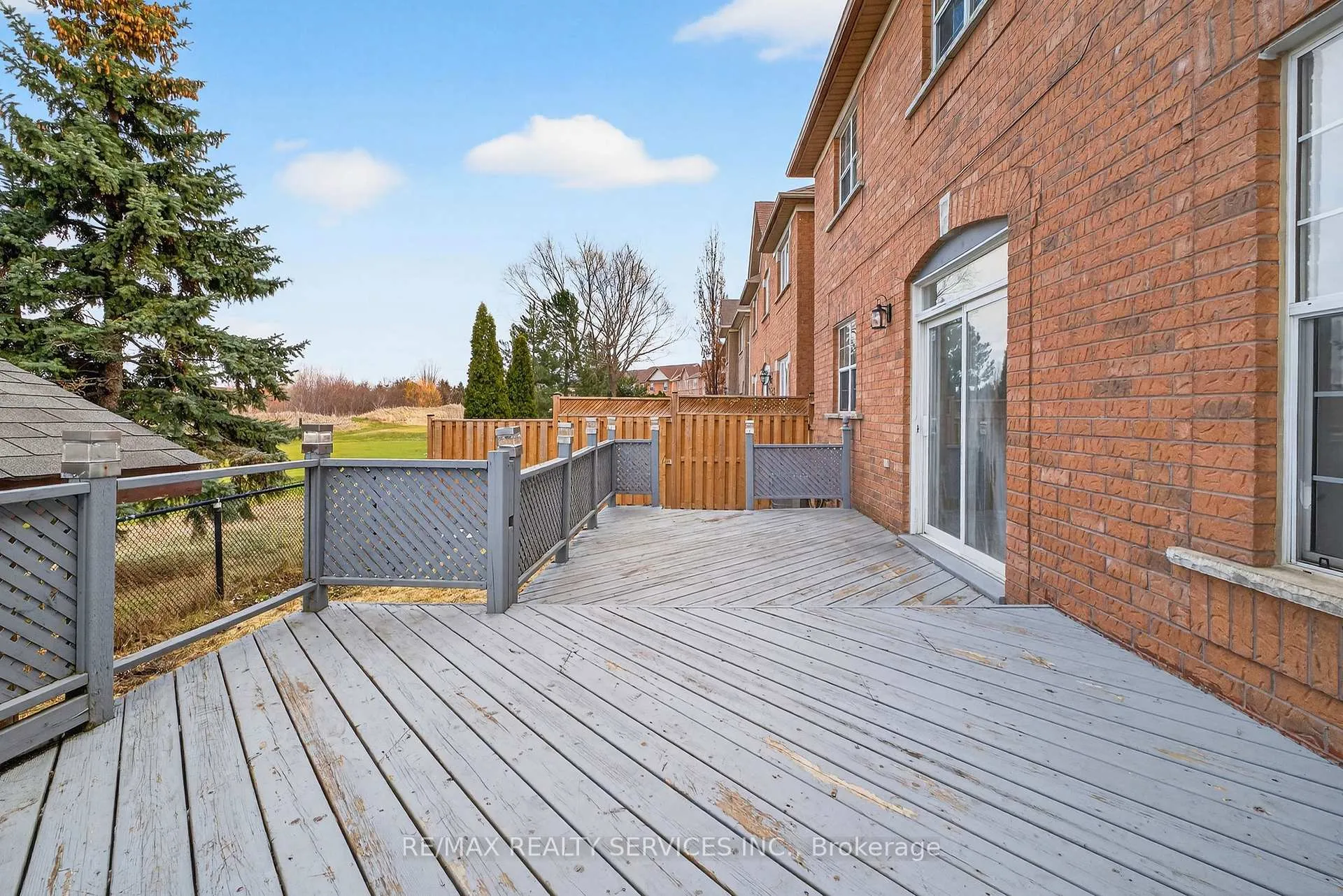 Photo 47 of 47 Upper Highlands Drive, Brampton, Heart Lake East — HOMEH