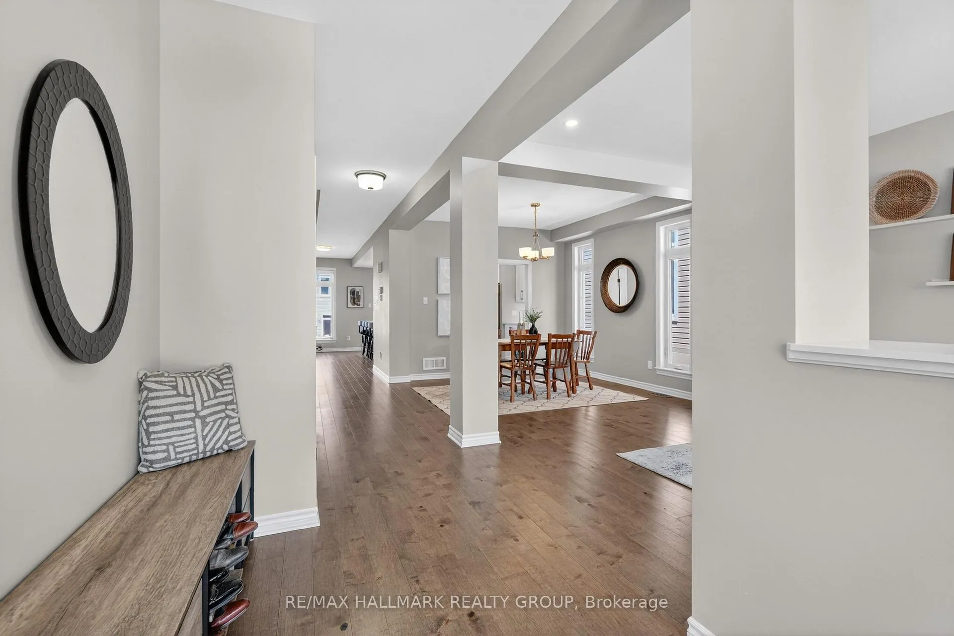 Photo 4 of 707 Mashkig Avenue, Ottawa, Camelot — HOMEH