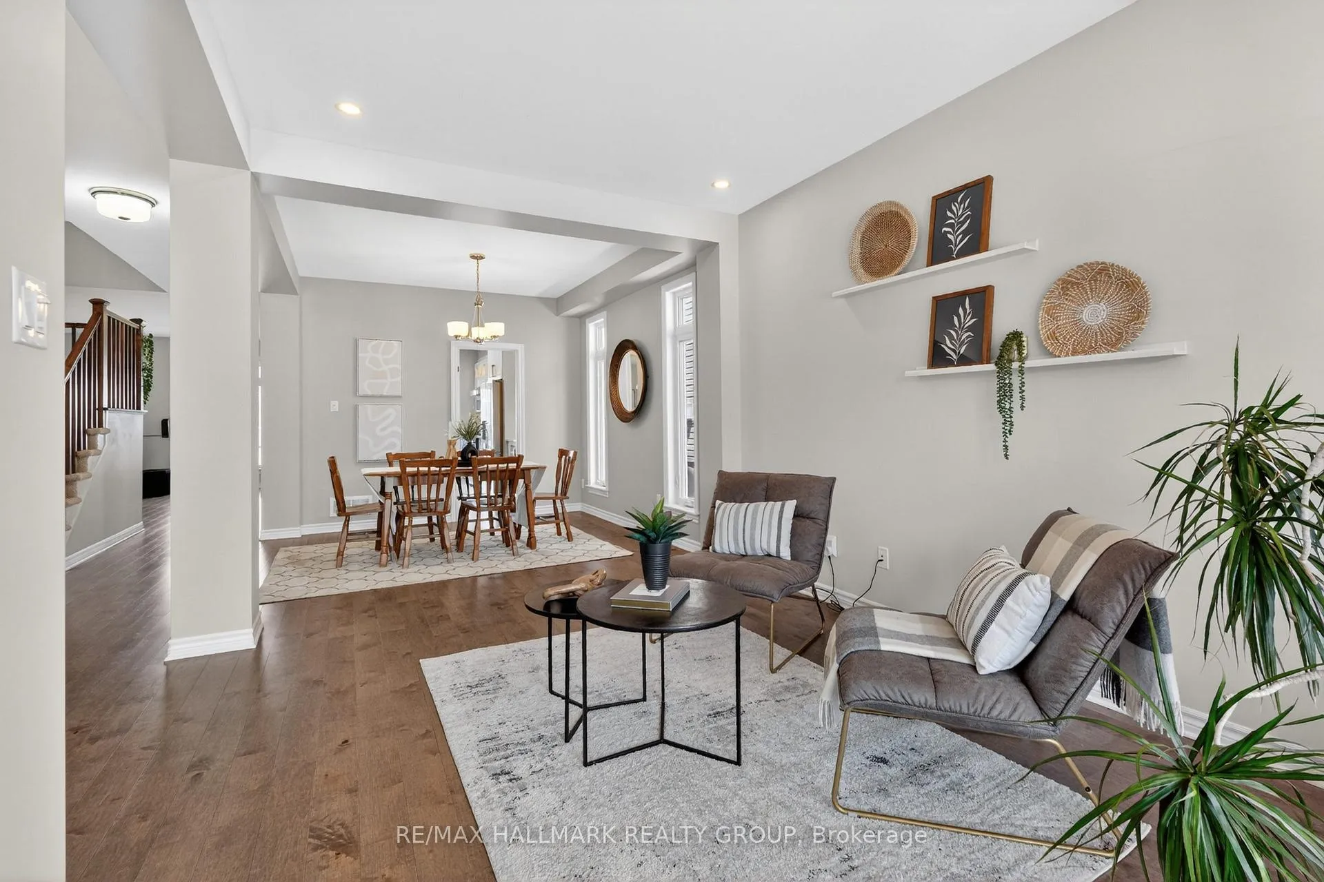 Photo 6 of 707 Mashkig Avenue, Ottawa, Camelot — HOMEH