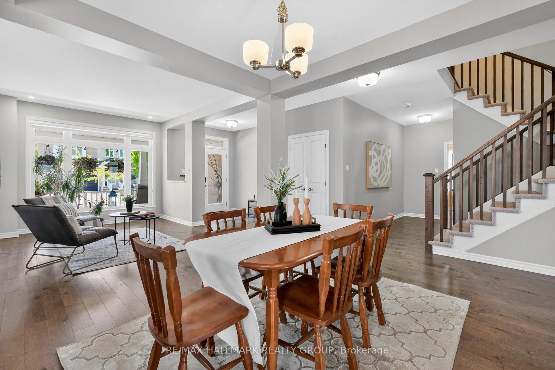 Photo 7 of 707 Mashkig Avenue, Ottawa, Camelot — HOMEH