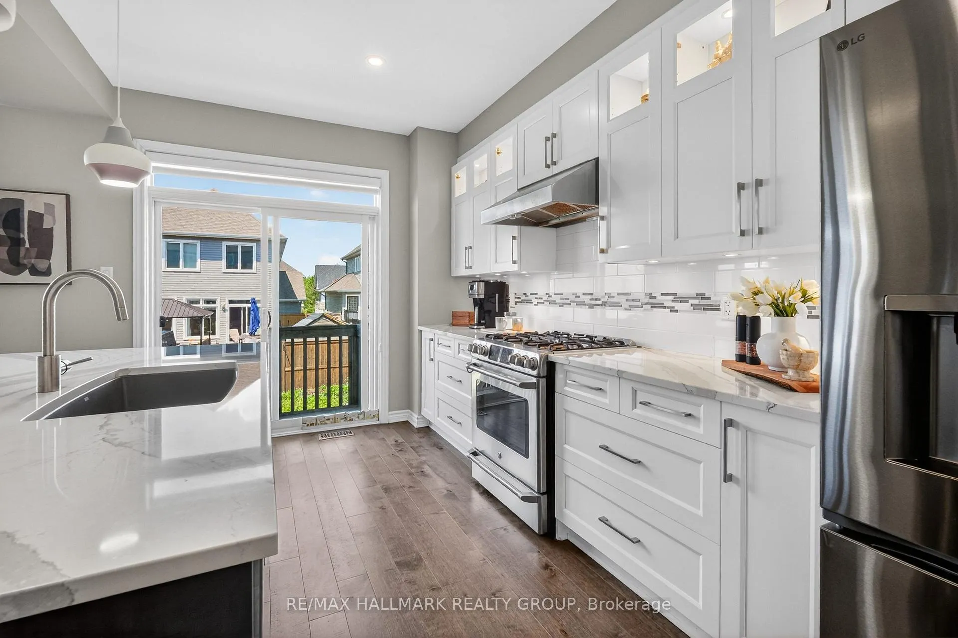Photo 13 of 707 Mashkig Avenue, Ottawa, Camelot — HOMEH