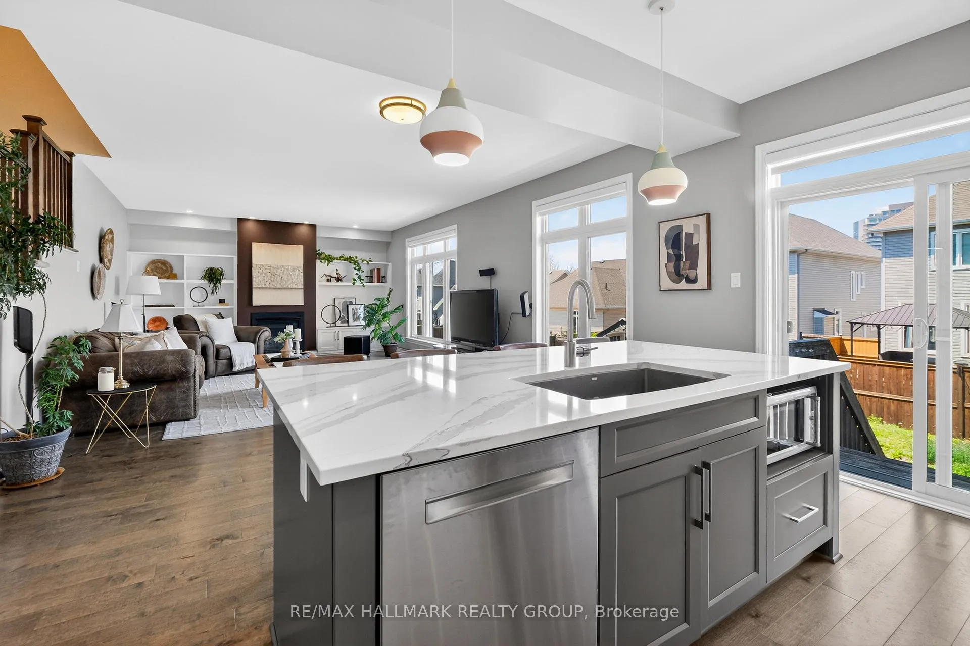 Photo 15 of 707 Mashkig Avenue, Ottawa, Camelot — HOMEH