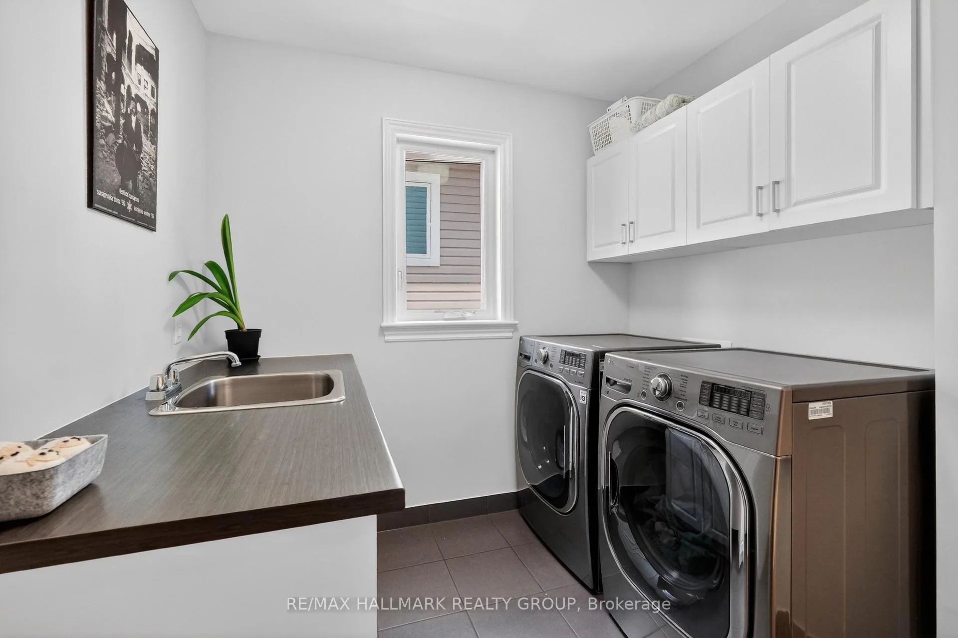 Photo 27 of 707 Mashkig Avenue, Ottawa, Camelot — HOMEH