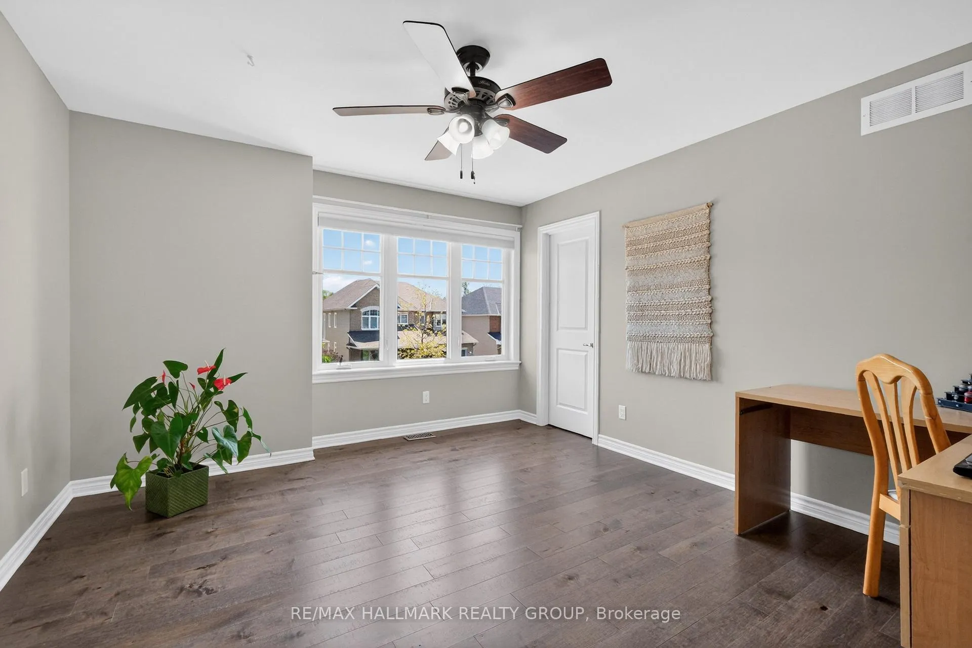 Photo 30 of 707 Mashkig Avenue, Ottawa, Camelot — HOMEH