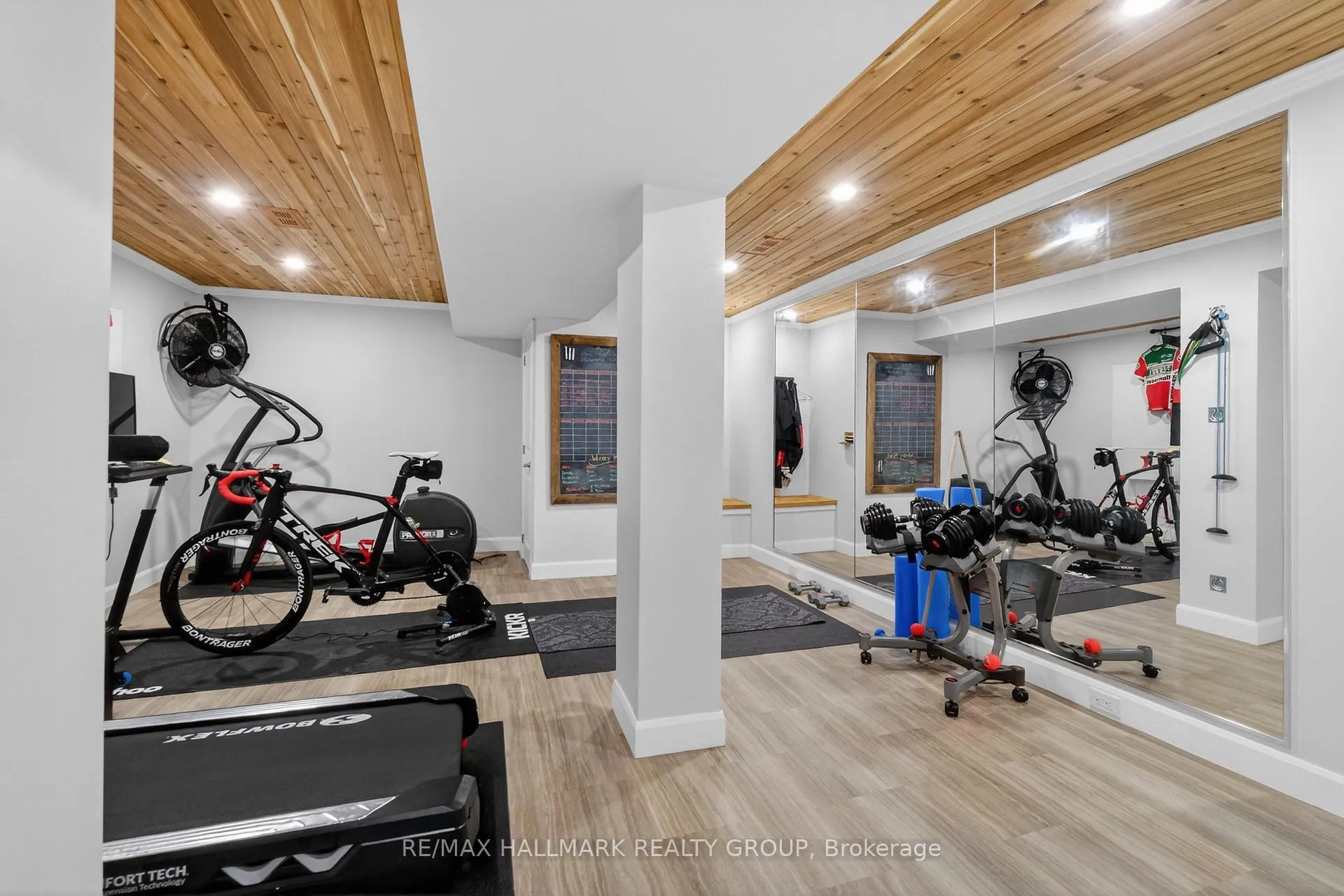 Photo 34 of 707 Mashkig Avenue, Ottawa, Camelot — HOMEH