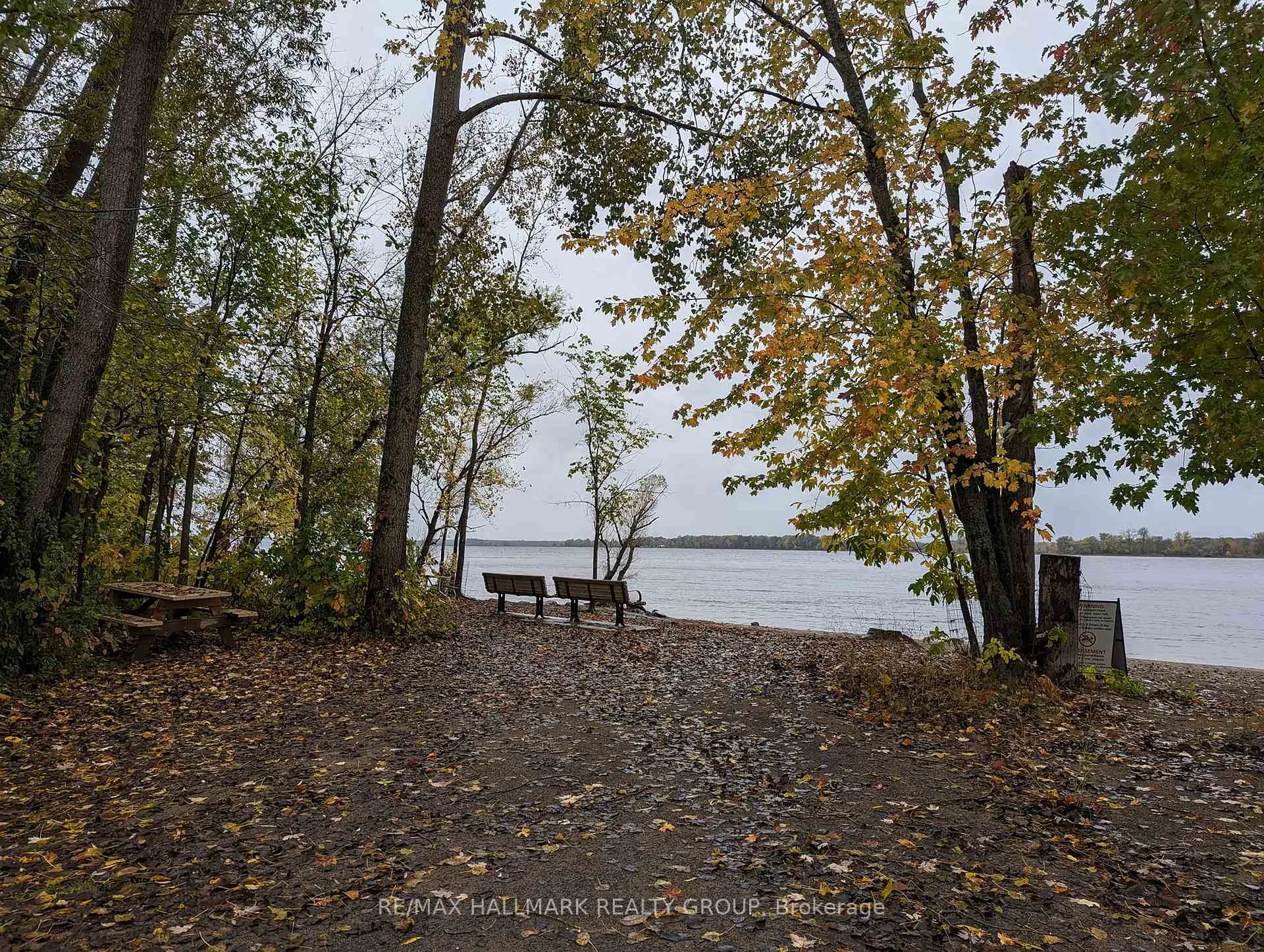 Photo 48 of 707 Mashkig Avenue, Ottawa, Camelot — HOMEH