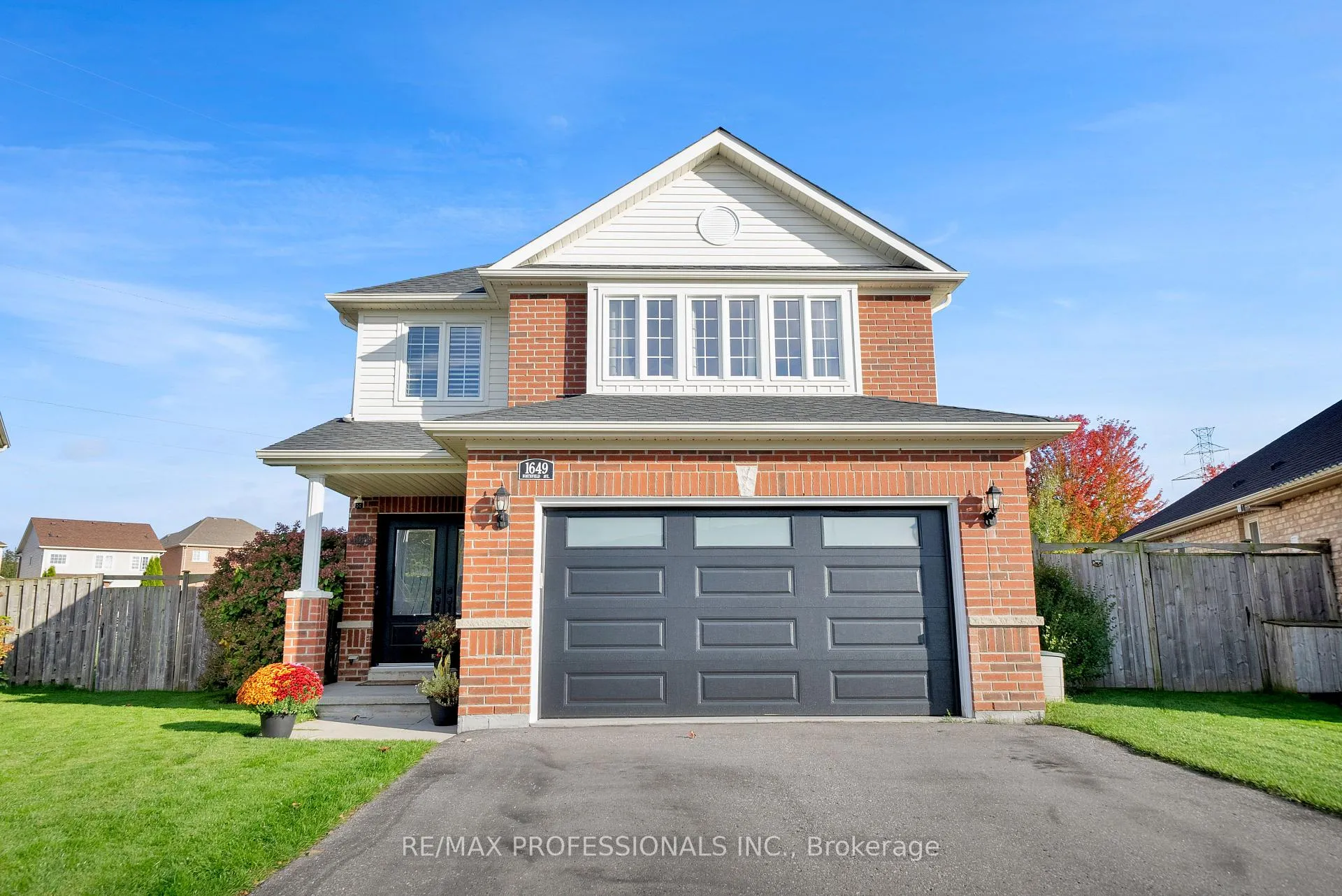 Photo 1 of 1649 Northfield Avenue, Oshawa, Samac — HOMEH