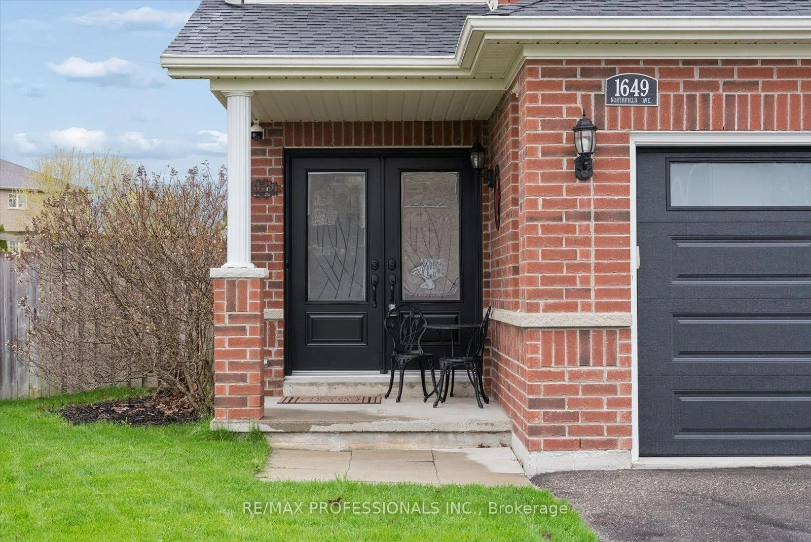 Photo 3 of 1649 Northfield Avenue, Oshawa, Samac — HOMEH