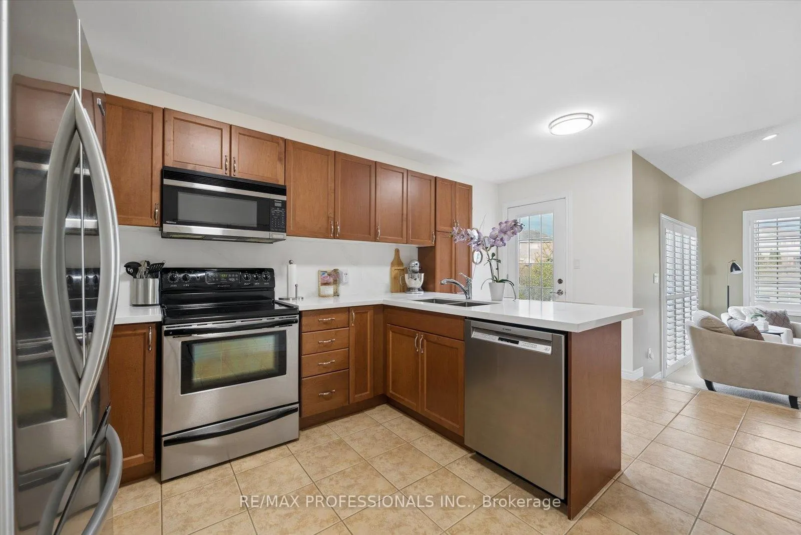 Photo 13 of 1649 Northfield Avenue, Oshawa, Samac — HOMEH