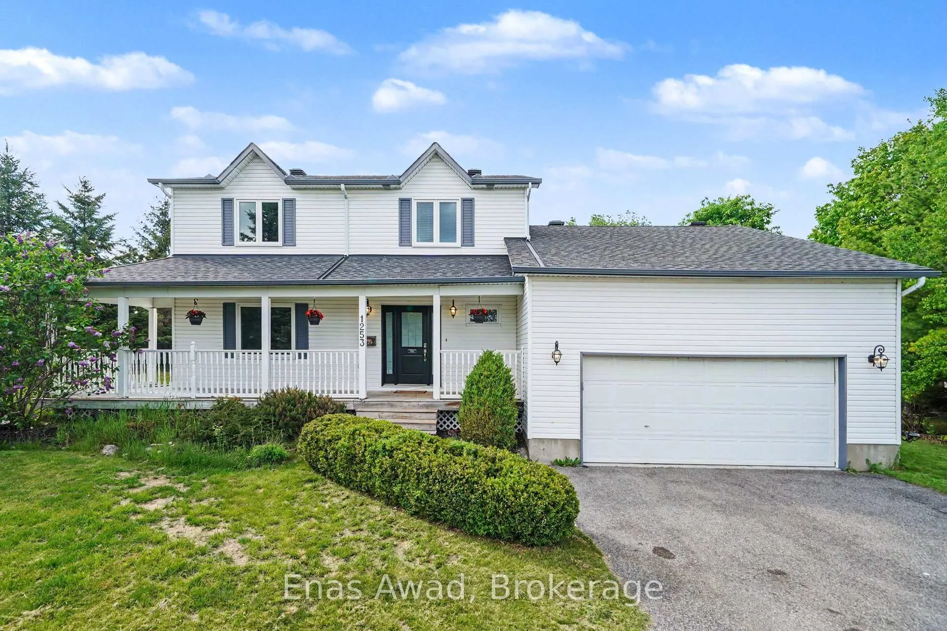 Photo 2 of 1253 Collier Crescent, Ottawa, Greely — HOMEH