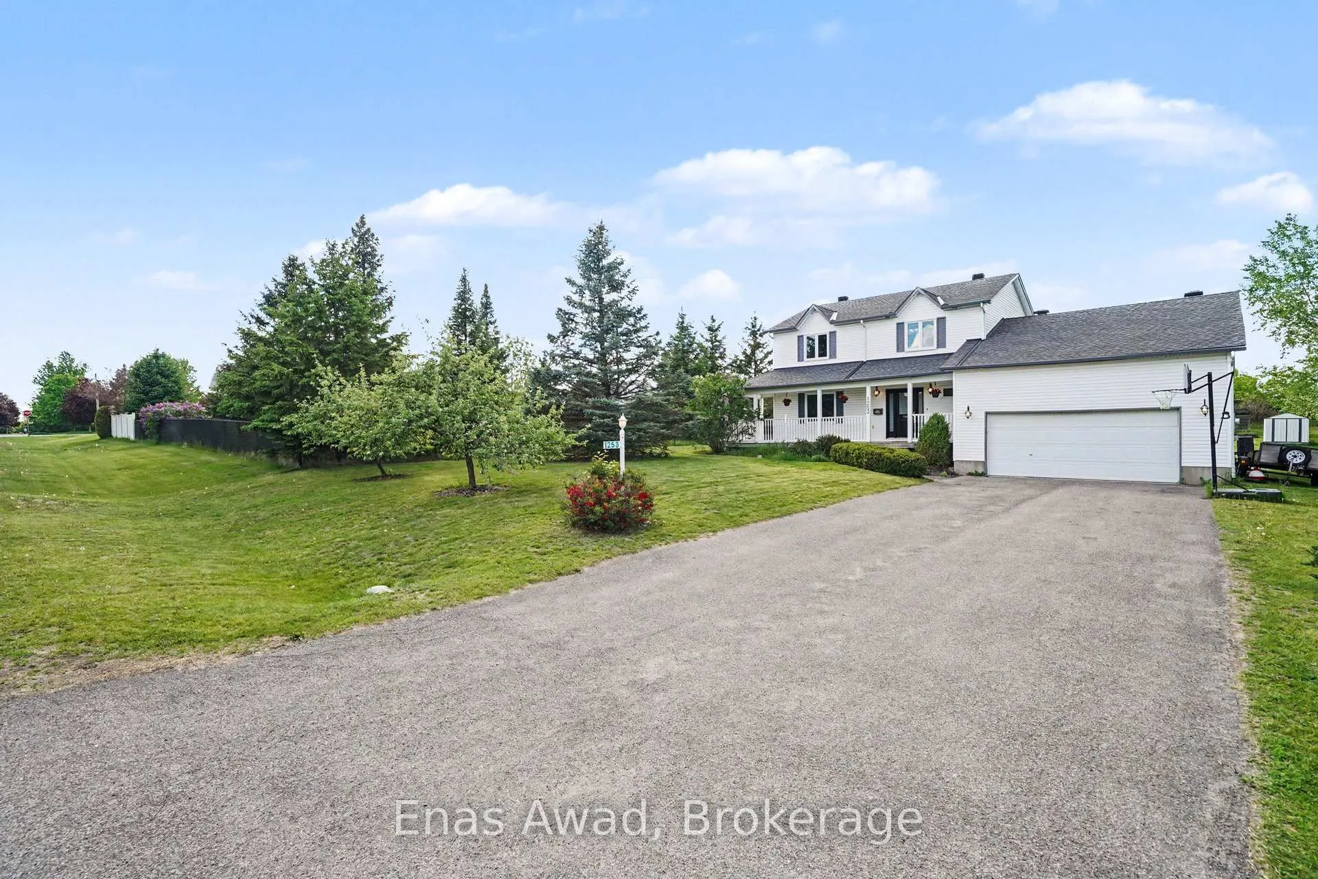 Photo 4 of 1253 Collier Crescent, Ottawa, Greely — HOMEH