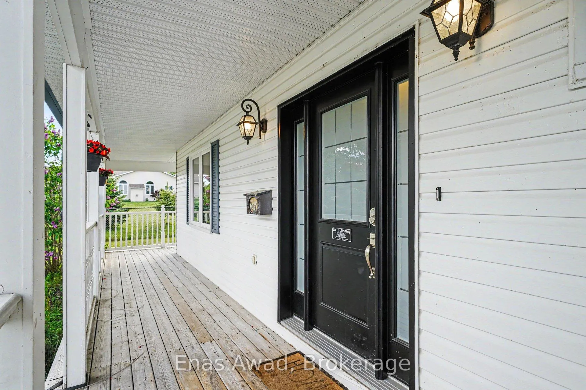 Photo 5 of 1253 Collier Crescent, Ottawa, Greely — HOMEH