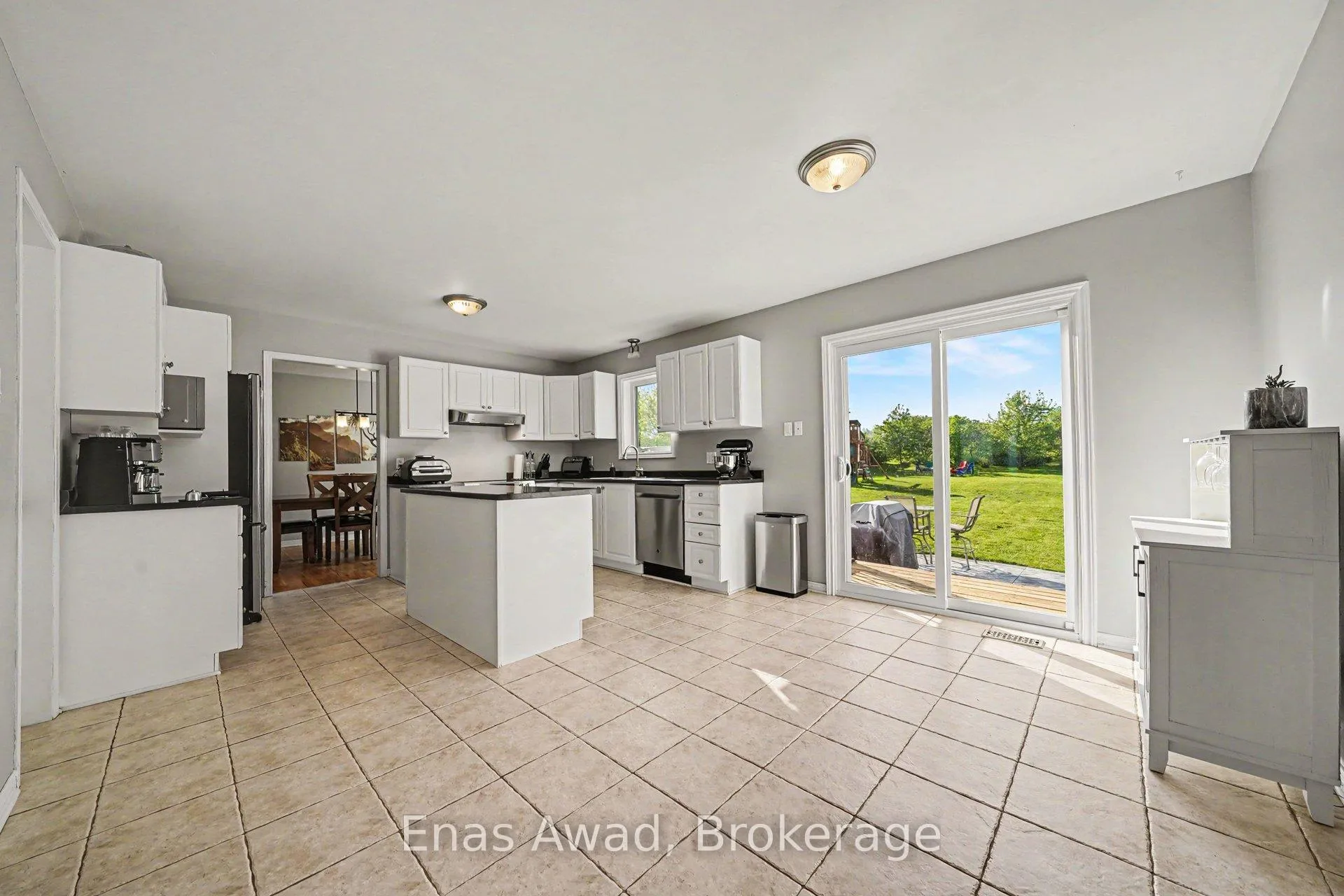 Photo 12 of 1253 Collier Crescent, Ottawa, Greely — HOMEH