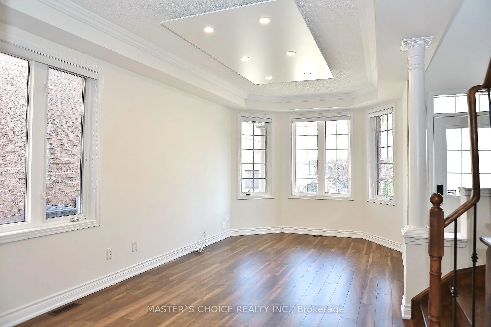 Photo 3 of 68 Oakford Drive, Markham, Cachet — HOMEH