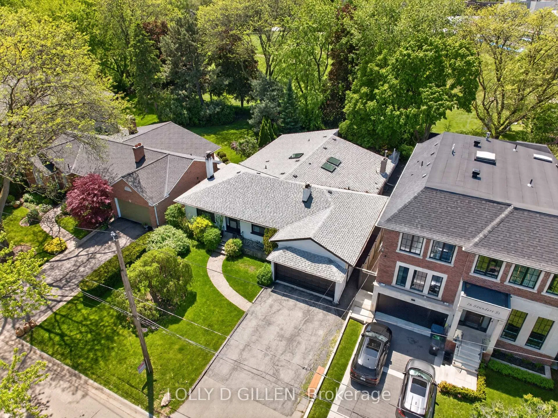 Photo 2 of 24 Saunders Street, Toronto, Bedford Park-Nortown — HOMEH